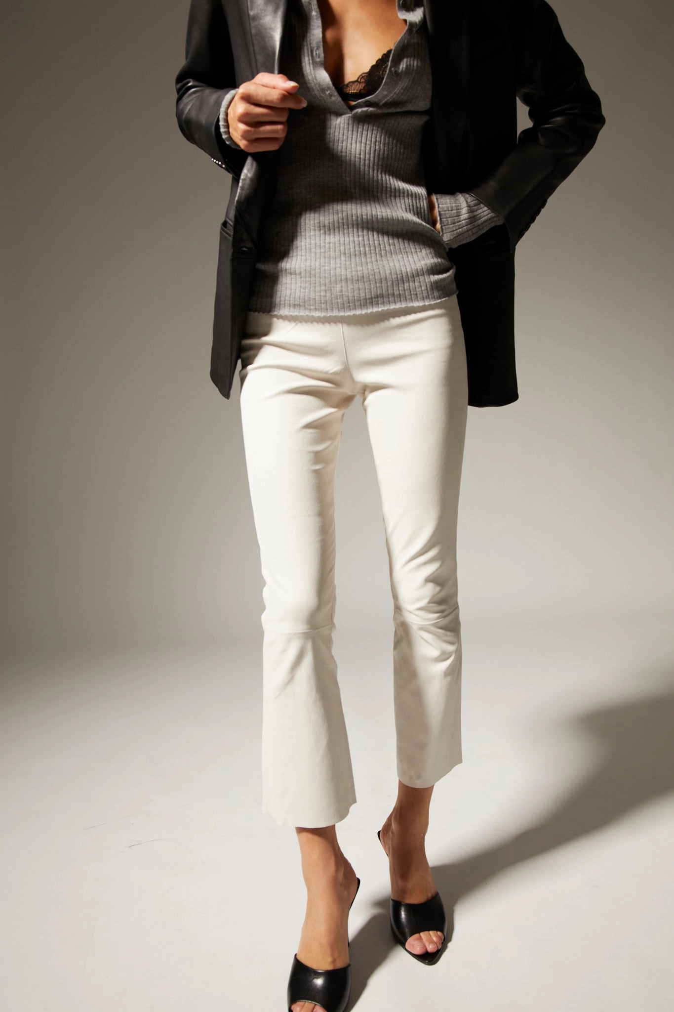 No Pilling Fitness Training Eco Friendly Shell Leather Crop Flare