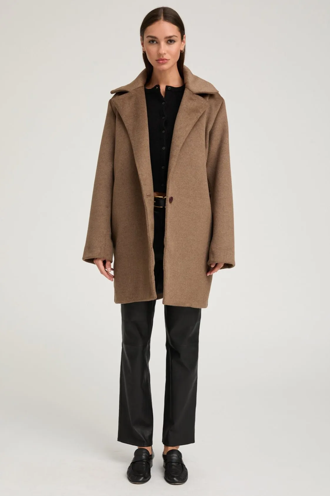 Airy Cloth Truffle Cashmere Short Classic Coat