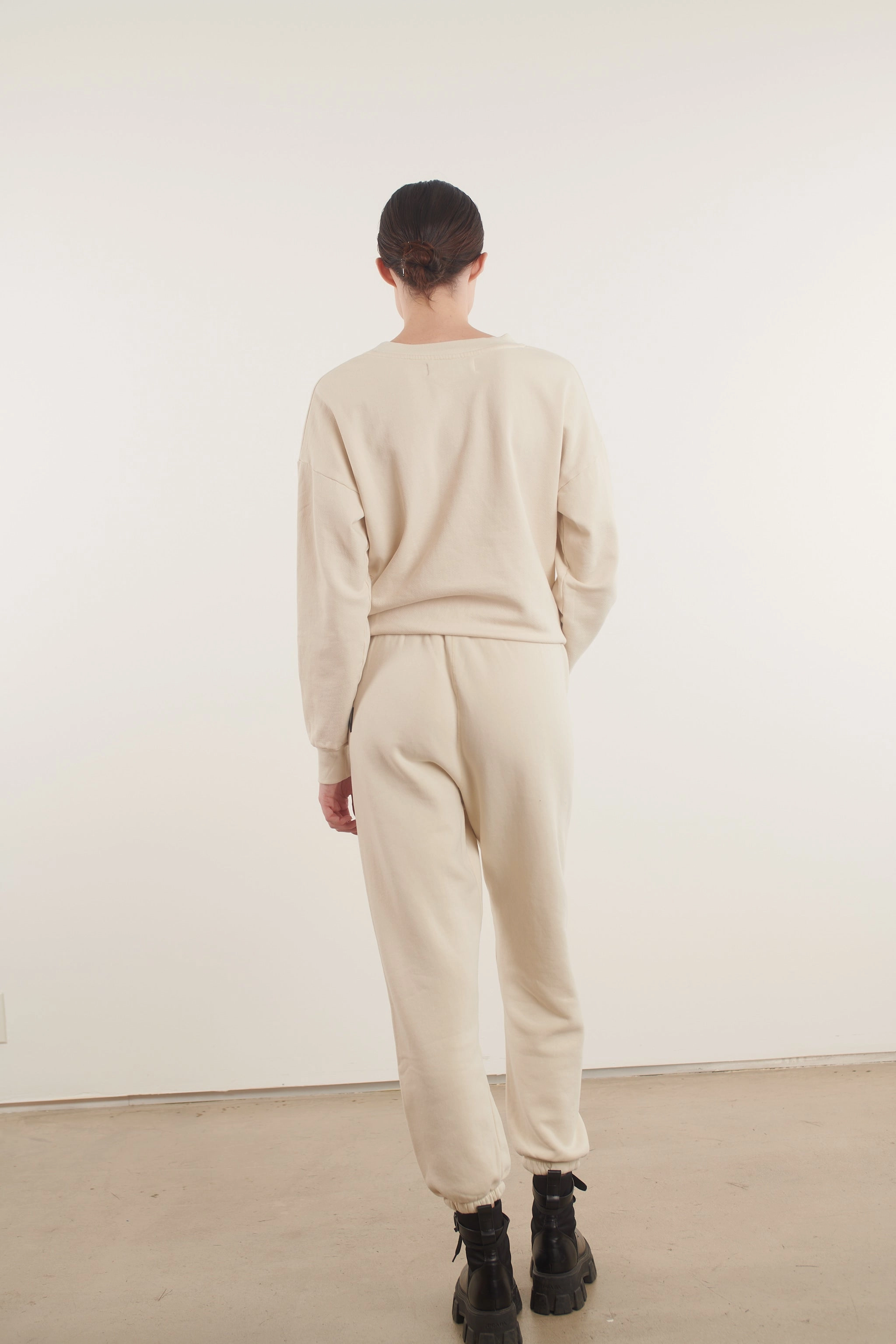 Vintage White Small Logo Sweatpants Anti Slip Shoulder Padding Elasticized Waistband