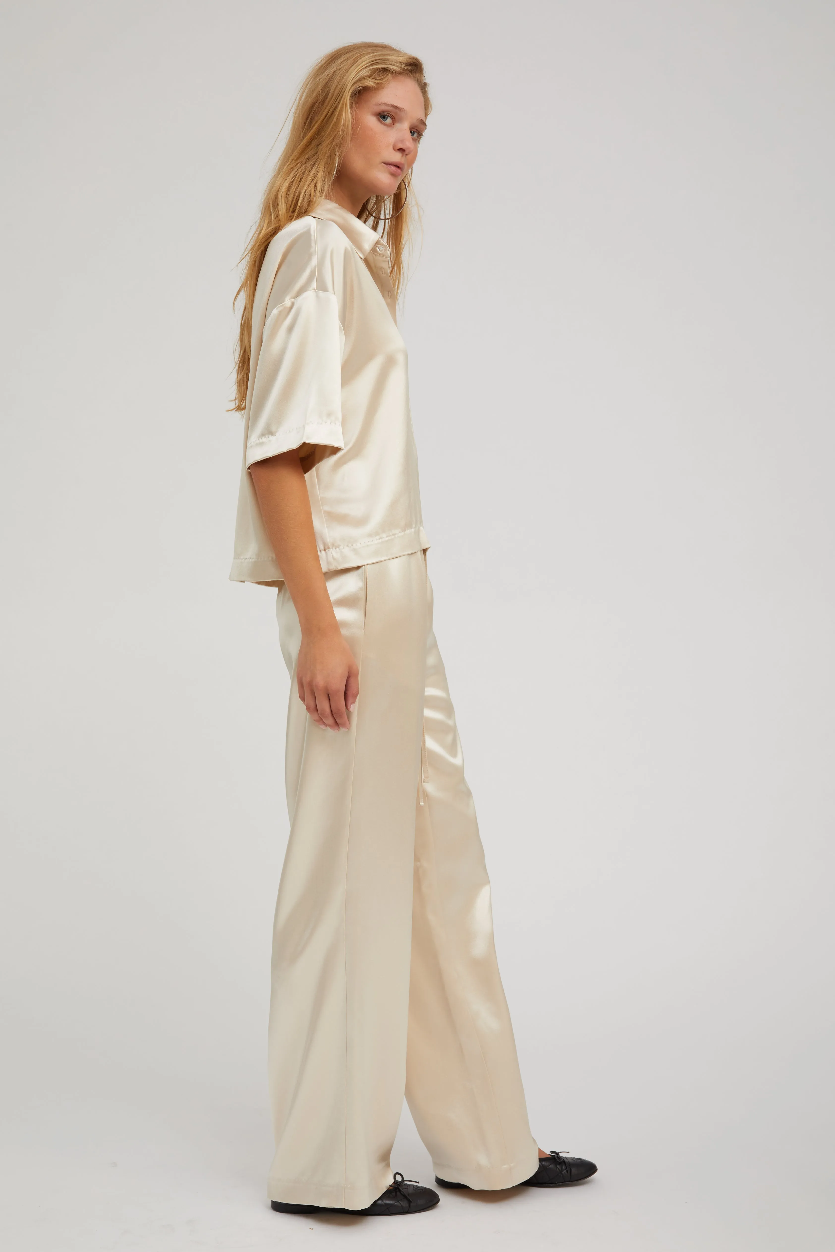 Champagne Silk Polo ContrastStitching Tactile Soft Texture