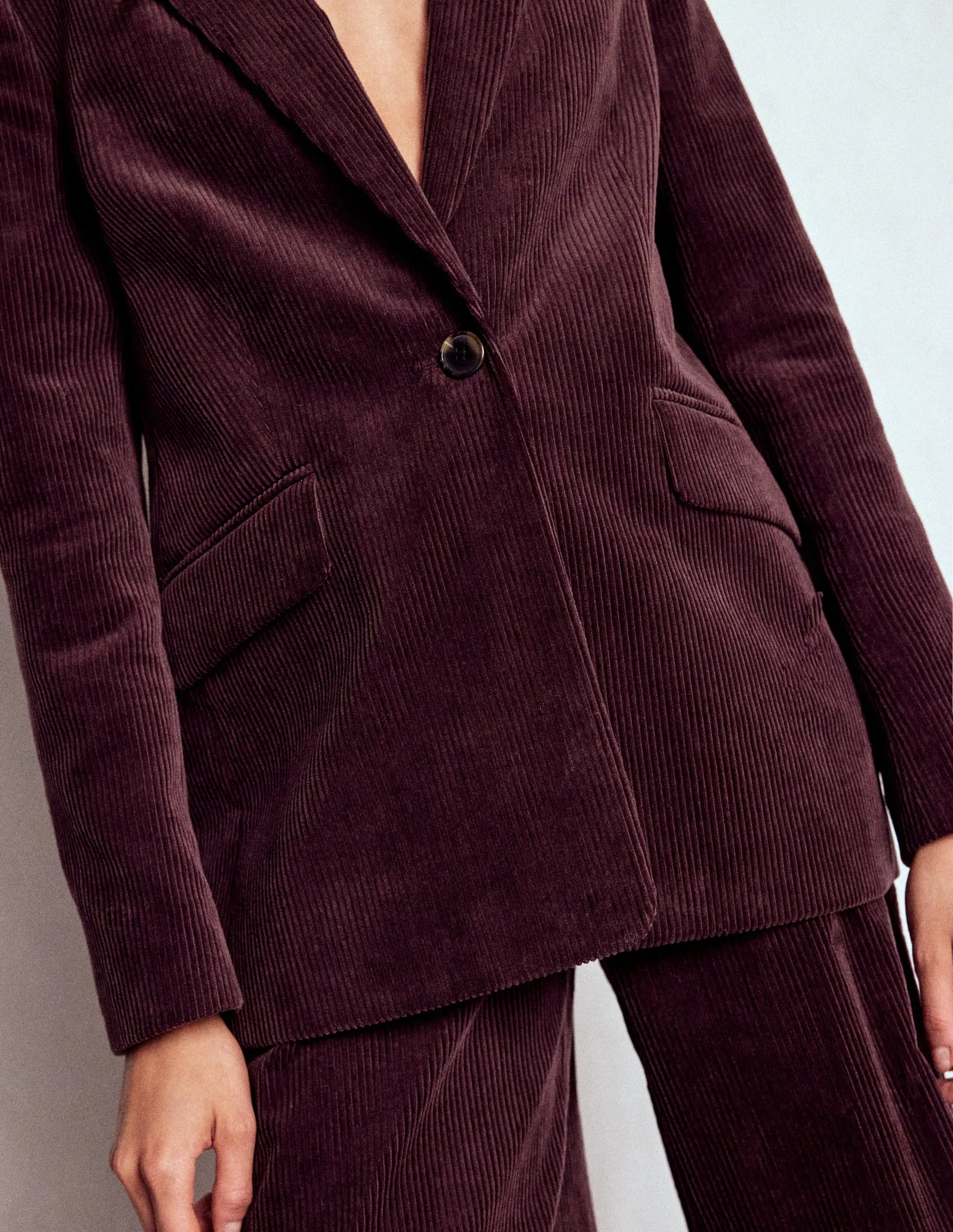 Softshell Coating Woodbridge Cord Blazer-Deep Aubergine