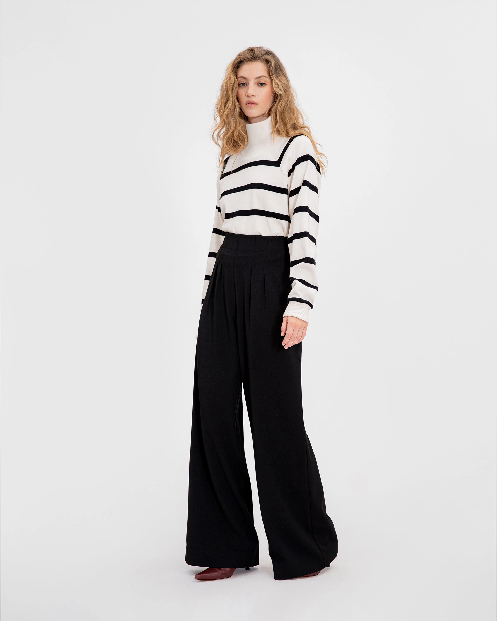 Decorative stitching Wren Pant
